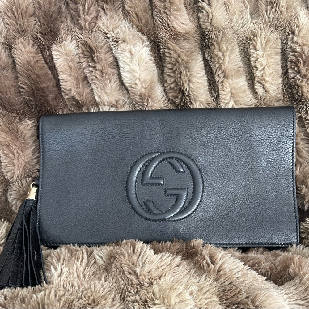 Gucci clutch